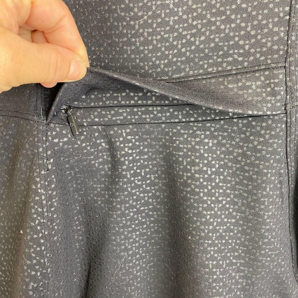 Lululemon Light Pattern Zip Jacket - image 4